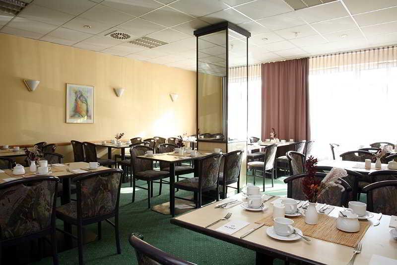 Achat Hotel Chemnitz Nhà hàng bức ảnh